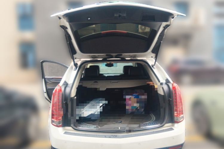 Used Cadillac SRX 2011 3.0L Flagship Edition Trunk