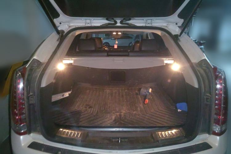 Used Cadillac SRX 2011 3.0L Flagship Edition Trunk