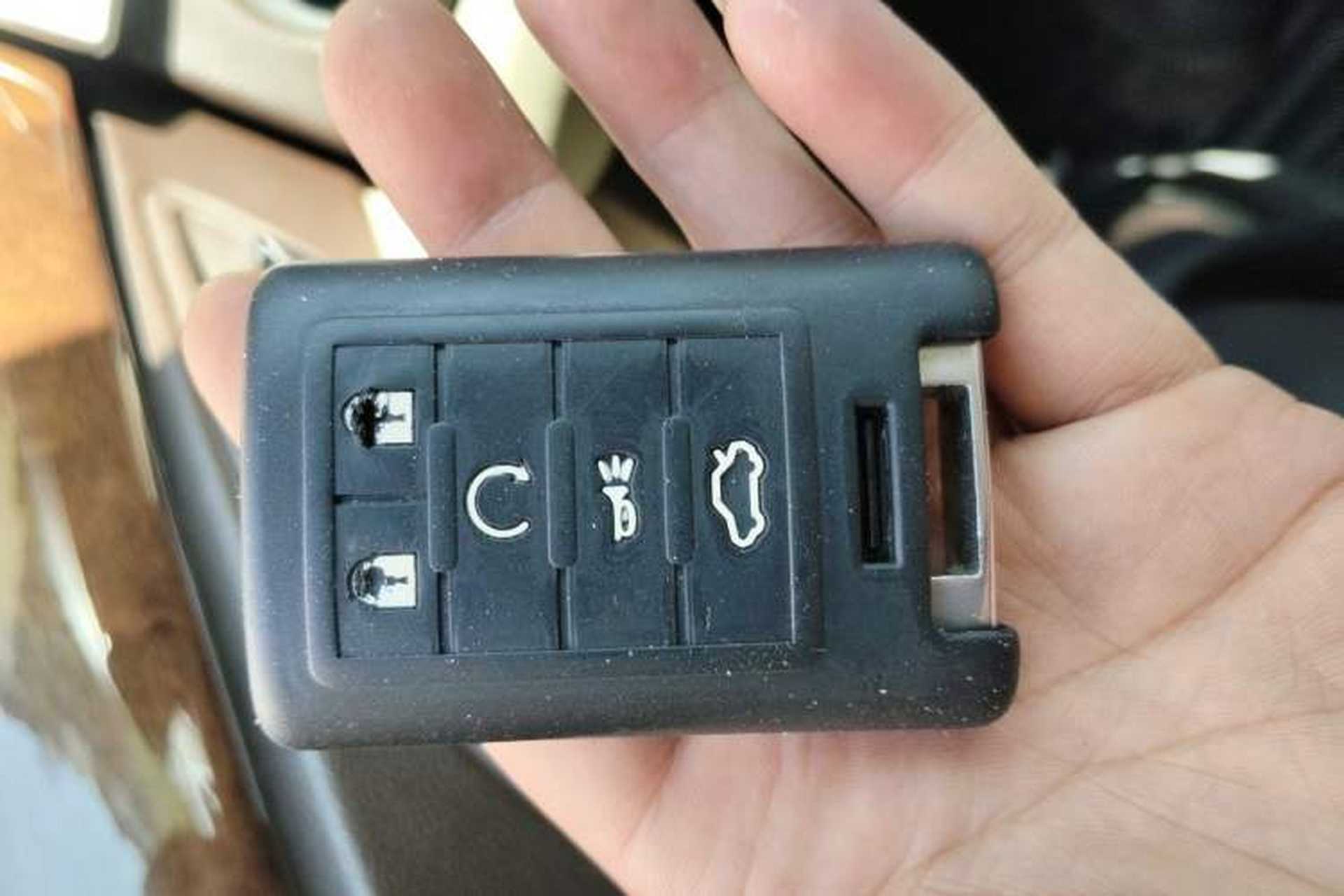 Used Cadillac SRX 2011 3.0L Luxury Model Vehicle Key