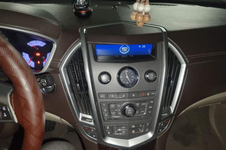 Used Cadillac SRX 2011 3.0L Flagship Edition Audio And AC Panel
