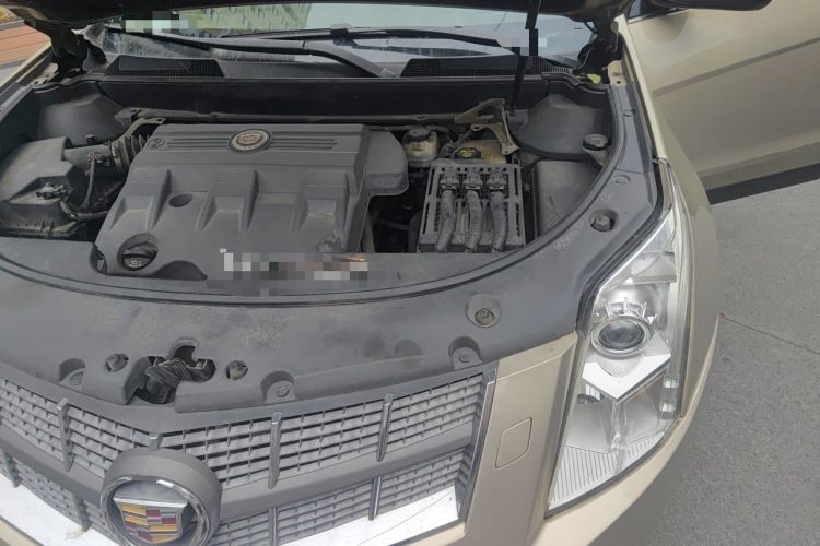 Used Cadillac SRX 2011 3.0L Luxury Model Engine Bay Left