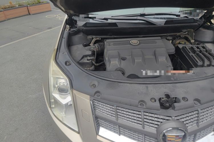 Used Cadillac SRX 2011 3.0L Luxury Model Engine Bay Right