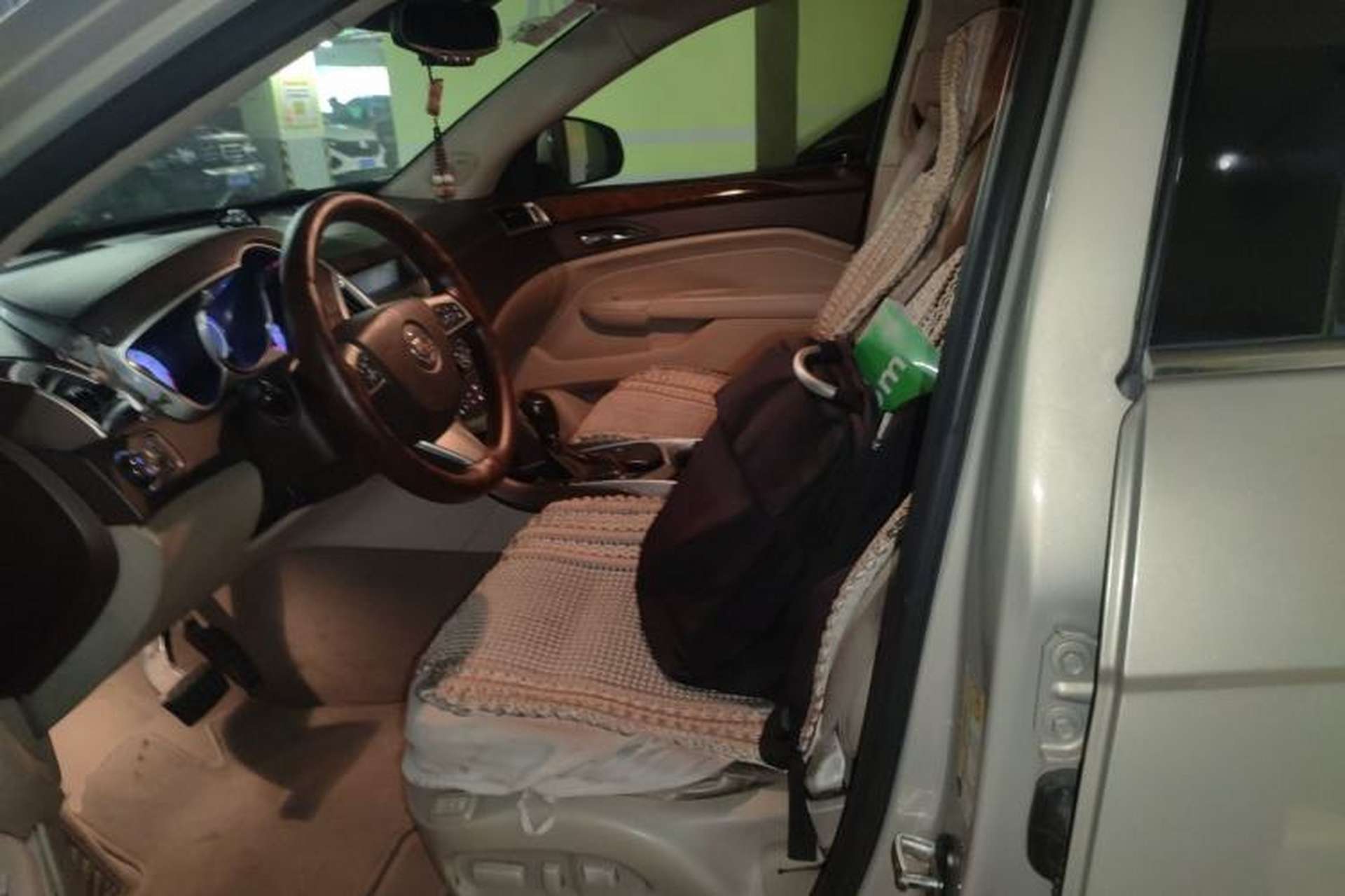 Used Cadillac SRX 2011 3.0L Flagship Edition Left Front Seat