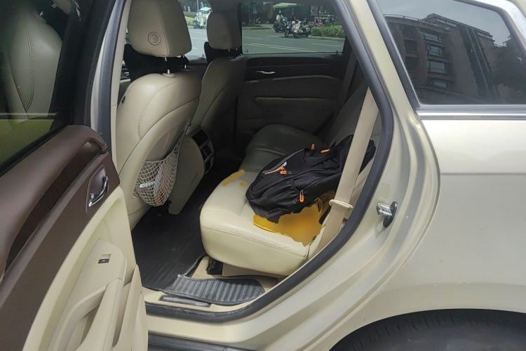 Used Cadillac SRX 2011 3.0L Luxury Model Left Rear Seat