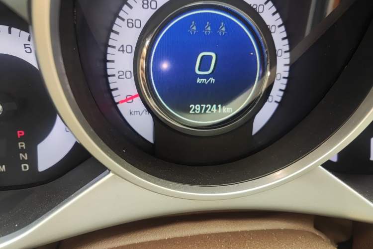 Used Cadillac SRX 2011 3.0L Luxury Model Odometer Close Up