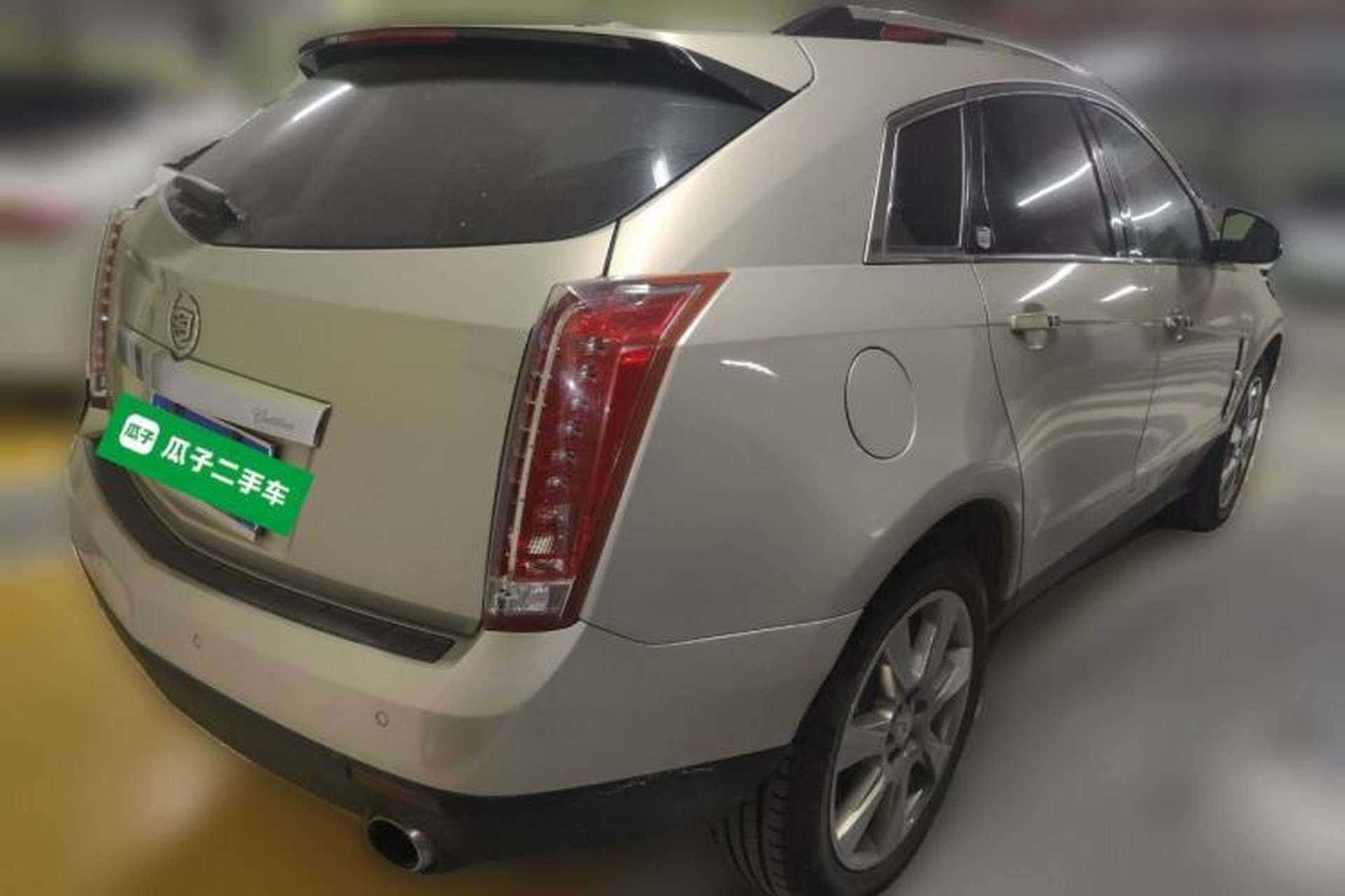 Used Cadillac SRX 2011 3.0L Flagship Edition Rear Right 45 Deg