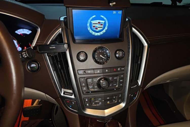Used Cadillac SRX 2012 3.0L Elite Edition Audio And AC Panel