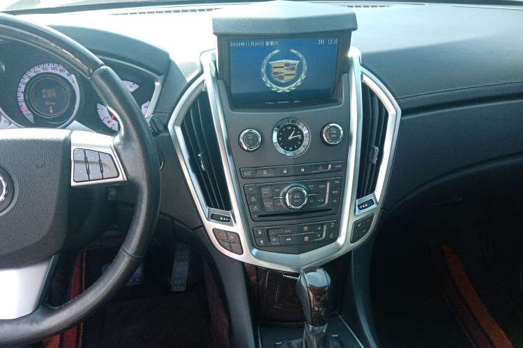 Used Cadillac SRX 2012 3.0L Luxury Model Audio And AC Panel