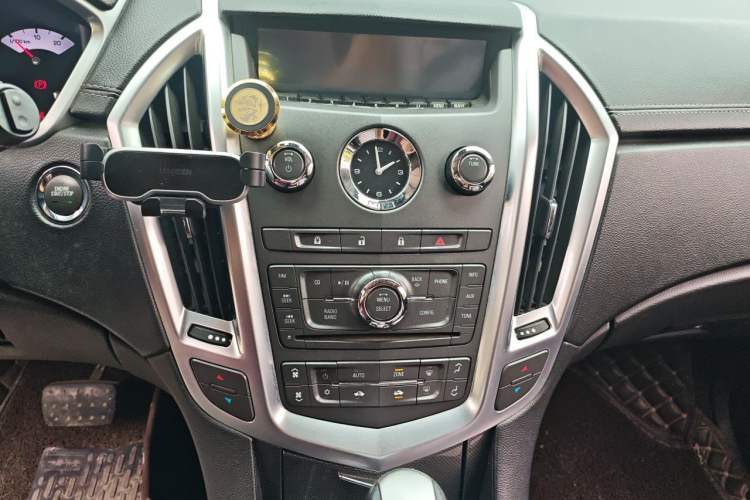 Used Cadillac SRX 2012 3.0L Comfort Model Audio And AC Panel