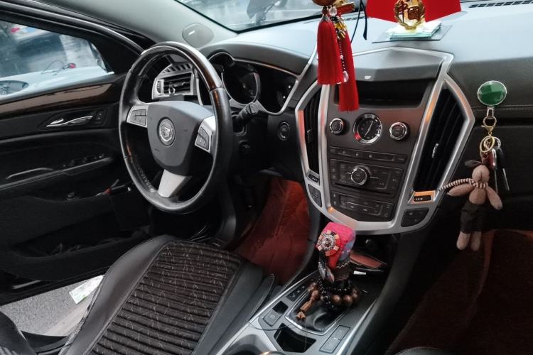 Used Cadillac SRX 2012 3.0L Elite Edition Center Console