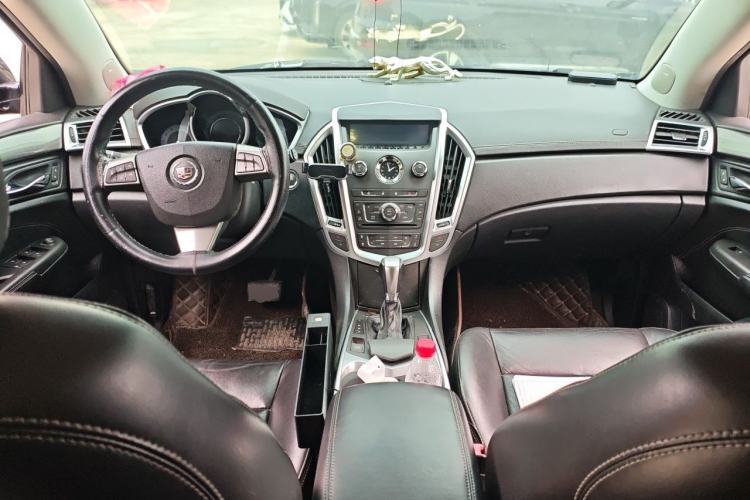 Used Cadillac SRX 2012 3.0L Comfort Model Center Console