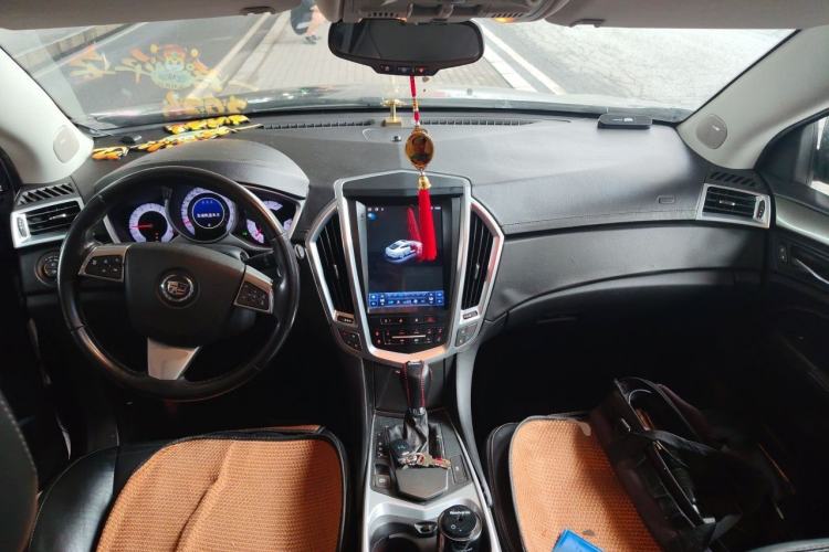 Used Cadillac SRX 2012 3.0L Comfort Model Center Console
