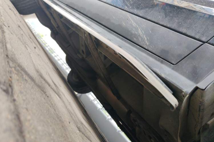 Used Cadillac SRX 2012 3.0L Comfort Model Chassis Front Right