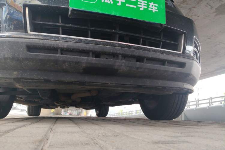 Used Cadillac SRX 2012 3.0L Comfort Model Chassis Front