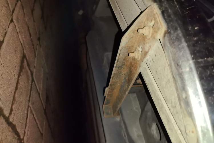 Used Cadillac SRX  Chassis Rear Left