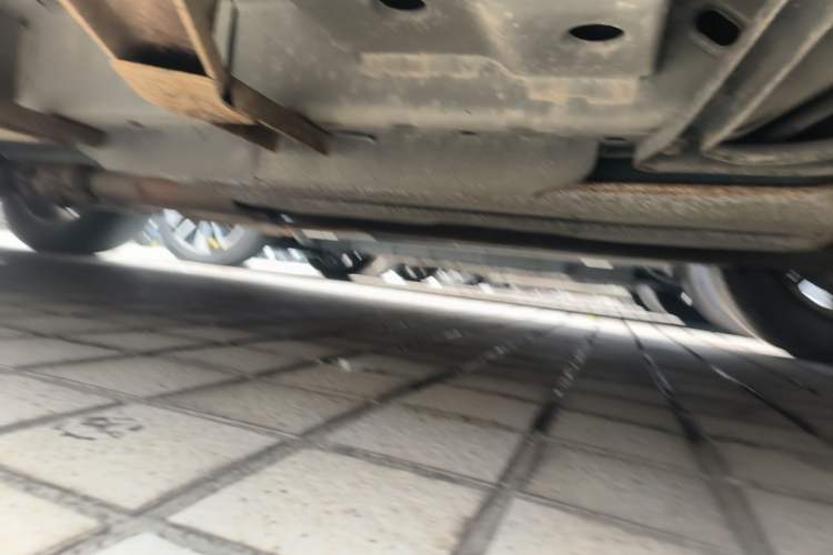 Used Cadillac SRX 2012 3.0L Elite Edition Chassis Rear Left