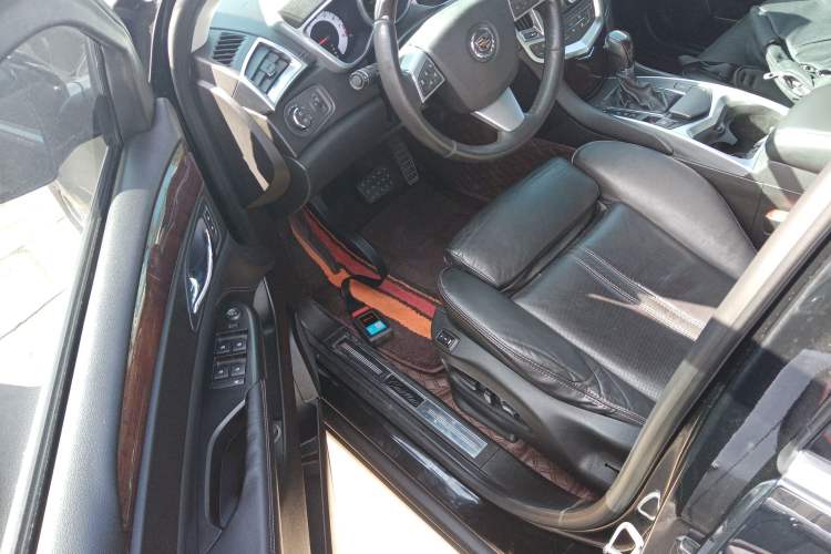 Used Cadillac SRX 2012 3.0L Luxury Model Driver Seat