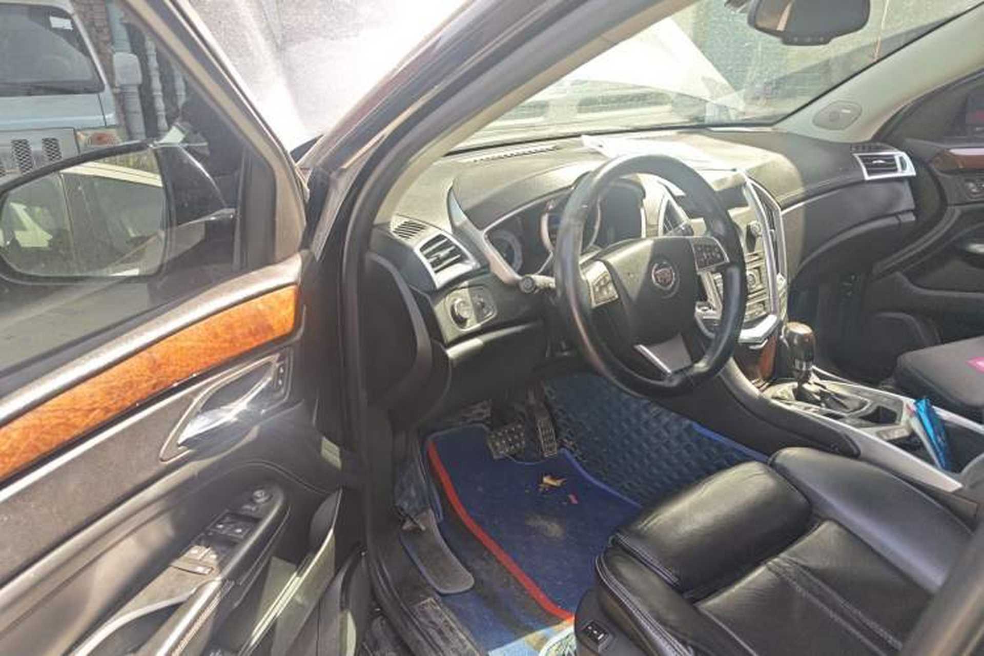 Used Cadillac SRX 2012 3.0L Luxury Model Driver Seat