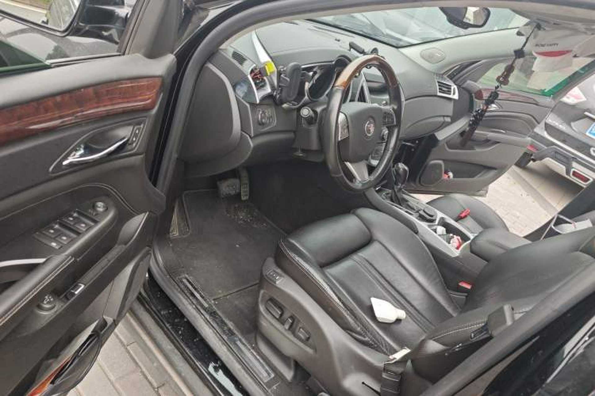 Used Cadillac SRX 2012 3.0L Luxury Model Driver Seat
