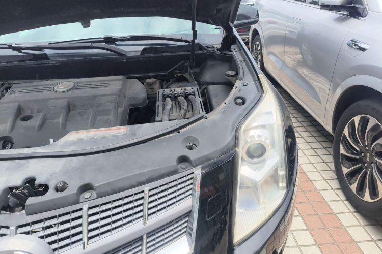 Used Cadillac SRX 2012 3.0L Elite Edition Engine Bay Left