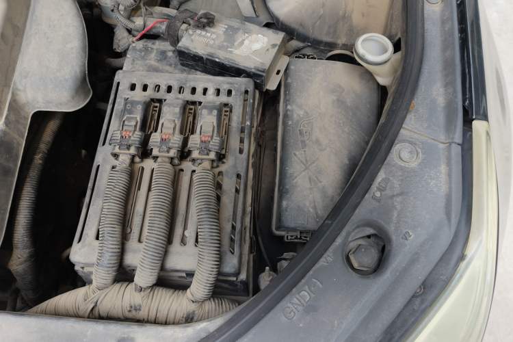 Used Cadillac SRX 2012 3.0L Leading Model Engine Bay Left