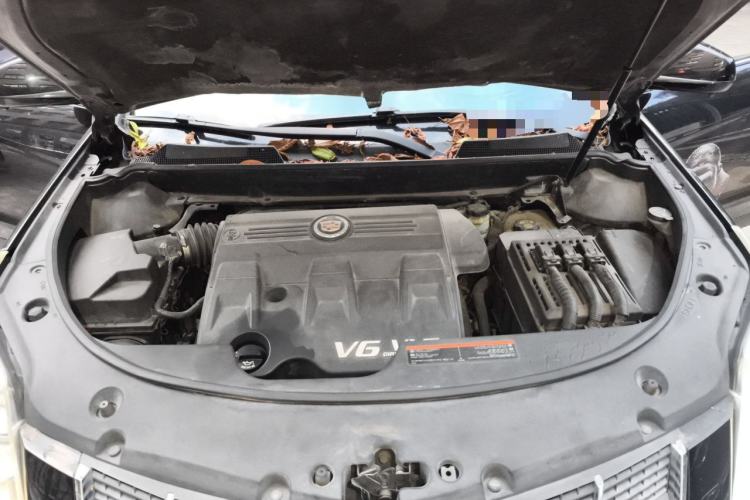 Used Cadillac SRX 2012 3.0L Comfort Model Engine Bay
