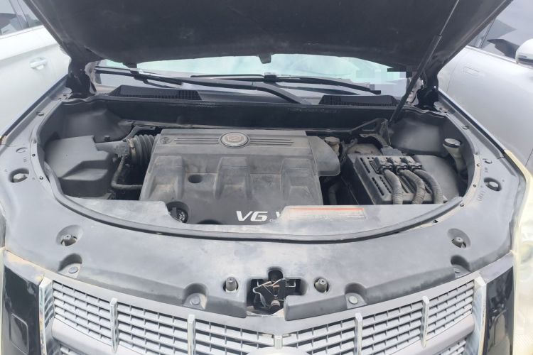 Used Cadillac SRX 2012 3.0L Elite Edition Engine Bay