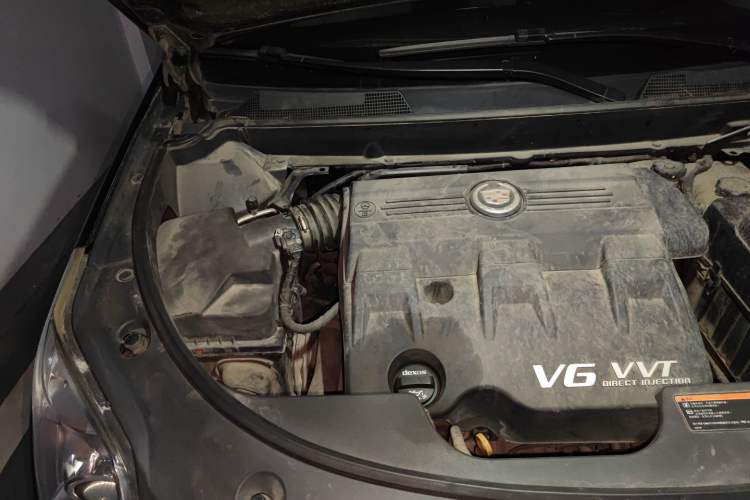 Used Cadillac SRX 2012 3.0L Elite Edition Engine Bay Right