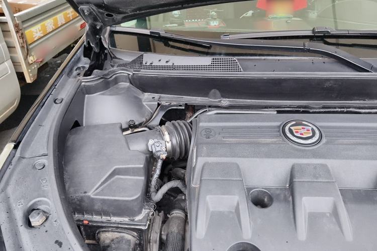 Used Cadillac SRX 2012 3.0L Elite Edition Engine Bay Right