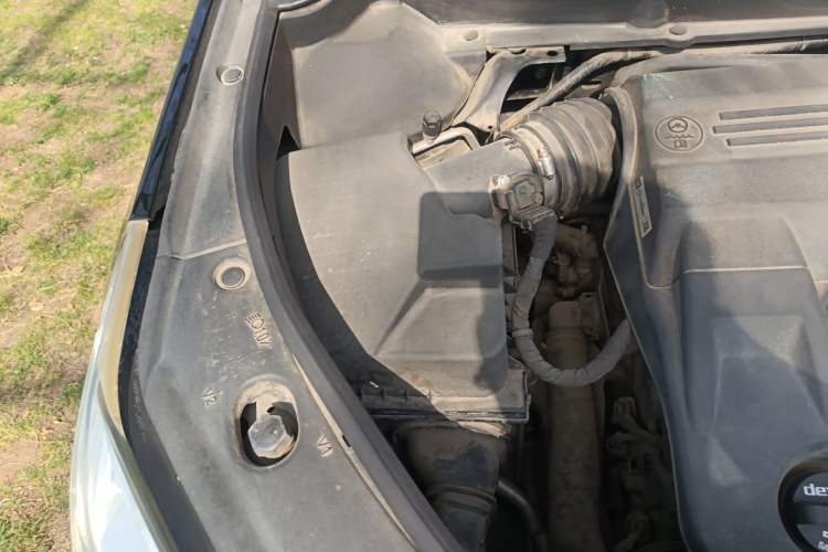 Used Cadillac SRX 2012 3.0L Elite Edition Engine Bay Right