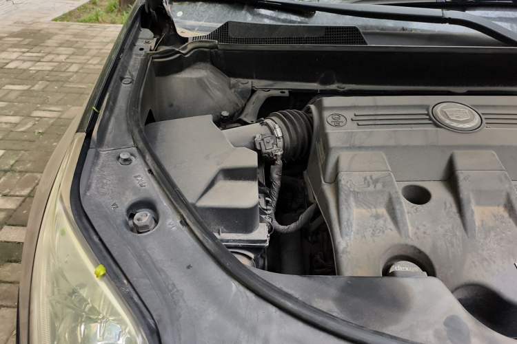 Used Cadillac SRX 2012 3.0L Flagship Version Engine Bay Right