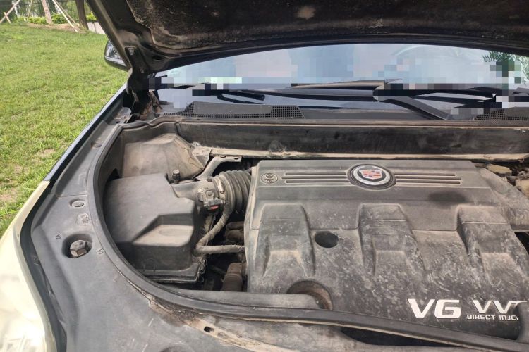 Used Cadillac SRX 2012 3.0L Elite Edition Engine Bay Right