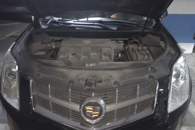 Used Cadillac SRX 2012 3.0L Comfort Model Engine Bay