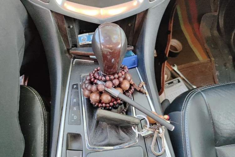Used Cadillac SRX 2012 3.0L Elite Edition Gear Lever
