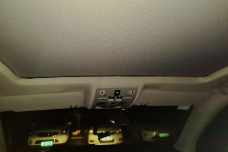 Used Cadillac SRX  Headliner