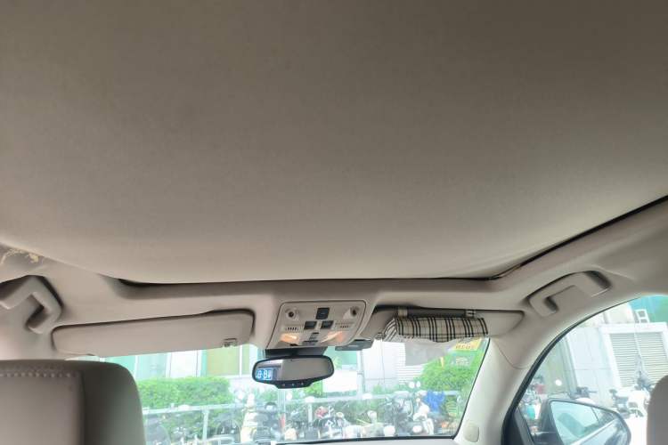 Used Cadillac SRX 2012 3.0L Elite Edition Headliner