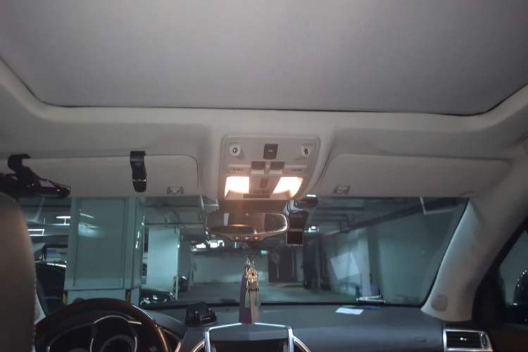 Used Cadillac SRX 2012 3.0L Comfort Model Headliner