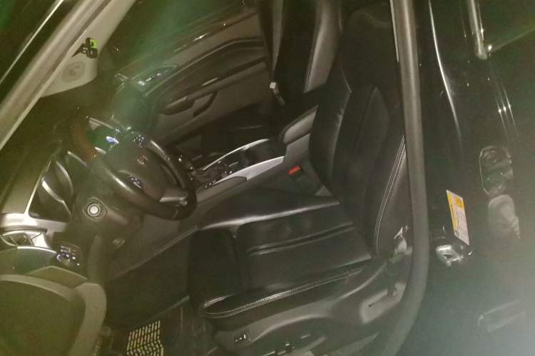 Used Cadillac SRX  Left Front Seat