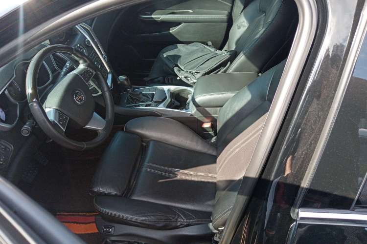 Used Cadillac SRX 2012 3.0L Luxury Model Left Front Seat