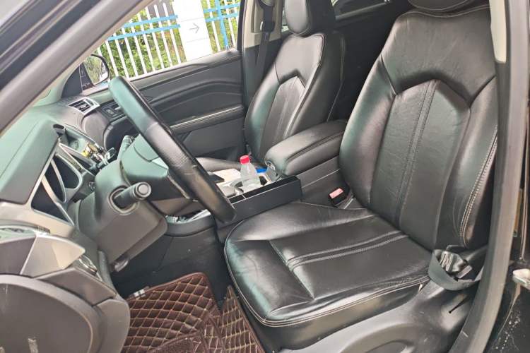Used Cadillac SRX 2012 3.0L Comfort Model Left Front Seat