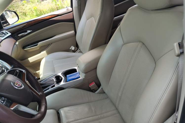 Used Cadillac SRX 2012 3.0L Leading Model Left Front Seat