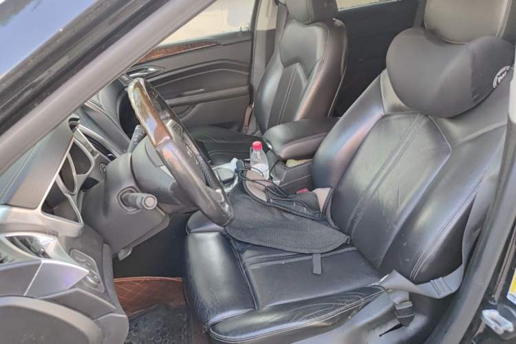 Used Cadillac SRX 2012 3.0L Elite Edition Left Front Seat