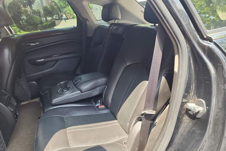 Used Cadillac SRX 2012 3.0L Luxury Model Left Rear Seat
