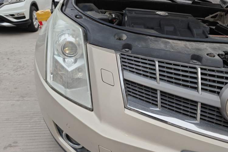 Used Cadillac SRX 2012 3.0L Leading Model Right Front Headlight