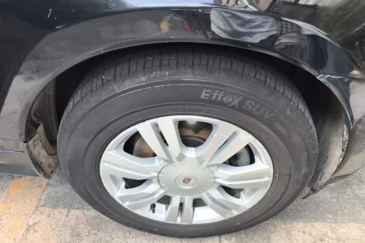 Used Cadillac SRX 2012 3.0L Comfort Model Right Front Wheel Hub