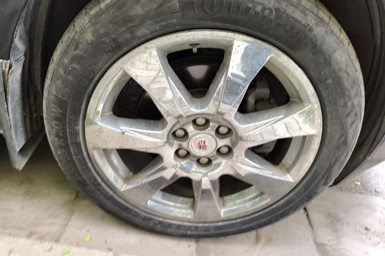 Used Cadillac SRX 2012 3.0L Flagship Version Right Front Wheel Hub