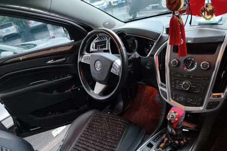 Used Cadillac SRX 2012 3.0L Elite Edition Steering Wheel