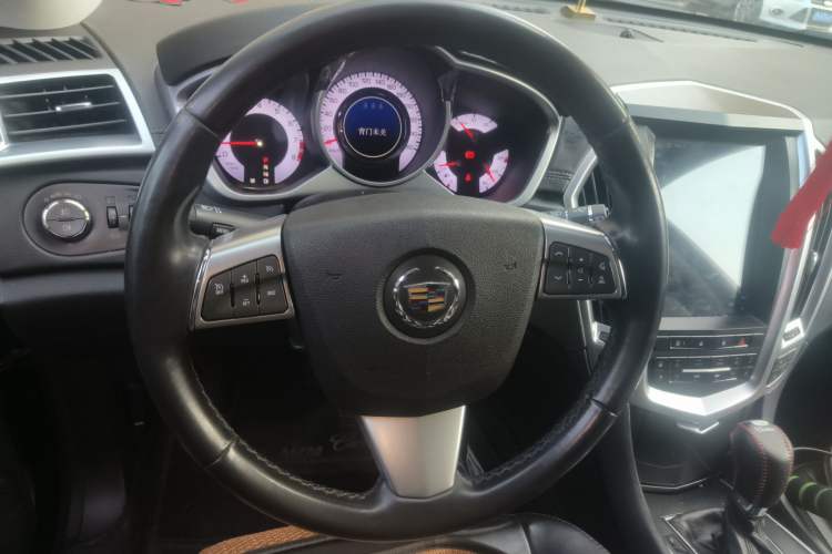 Used Cadillac SRX 2012 3.0L Comfort Model Steering Wheel