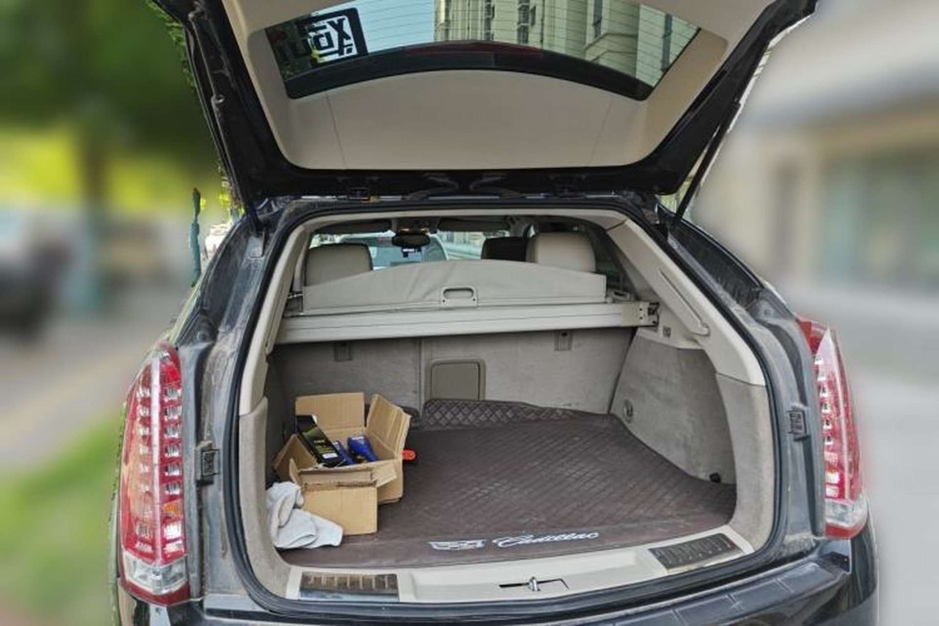 Used Cadillac SRX 2012 3.0L Leading Model Trunk