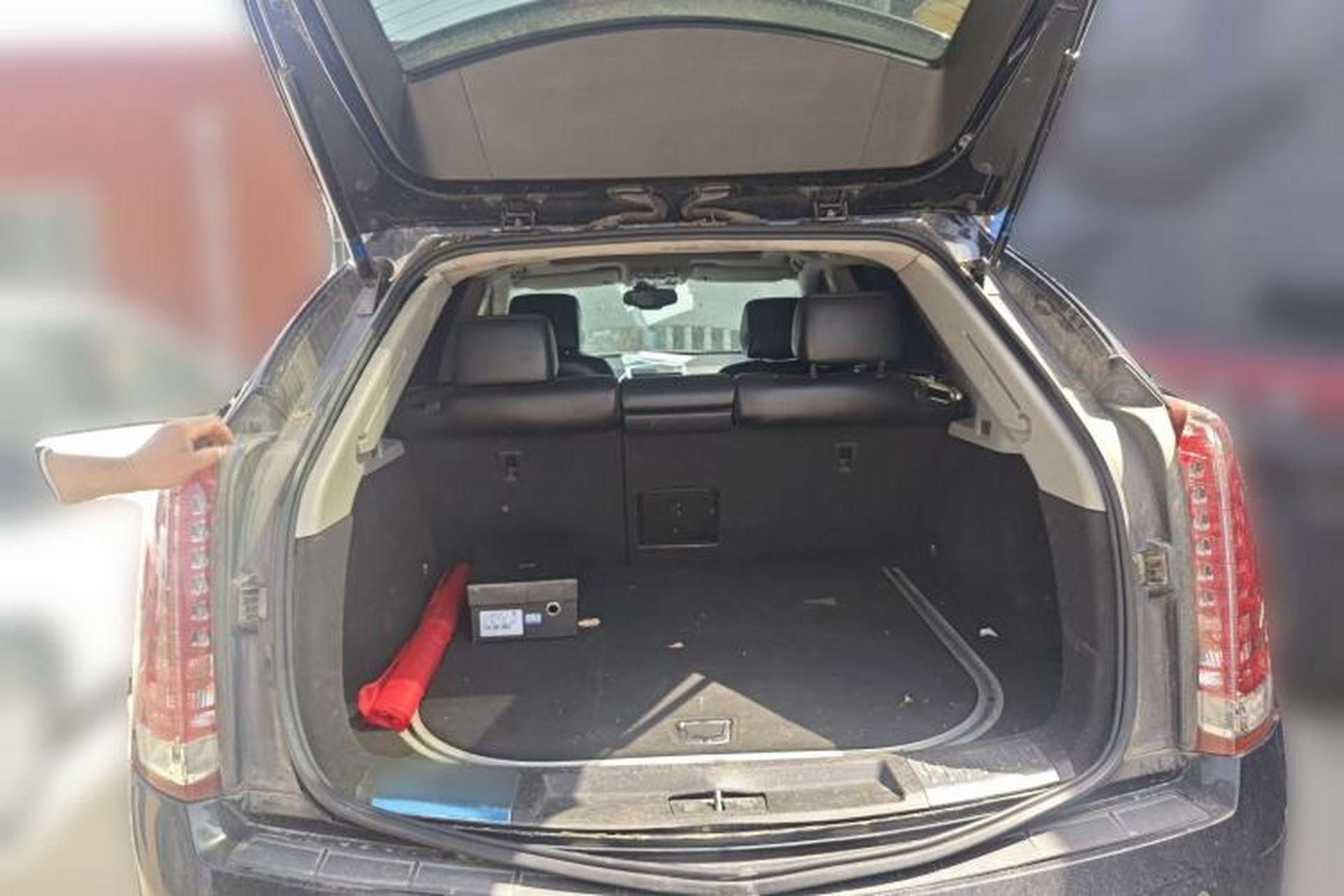 Used Cadillac SRX 2012 3.0L Luxury Model Trunk